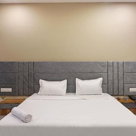 Hotel Nest Inn Mumbai Luaran gambar
